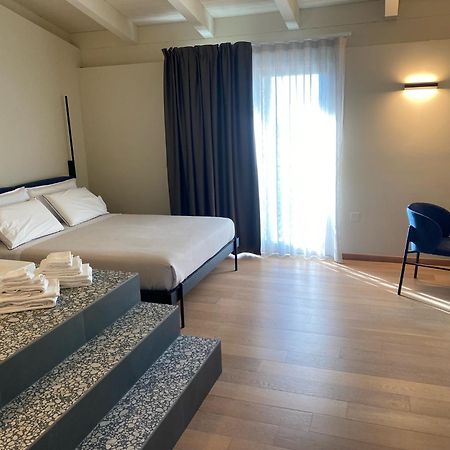 Terra Di Vento Bed & Breakfast Montecorvino Pugliano Exterior photo