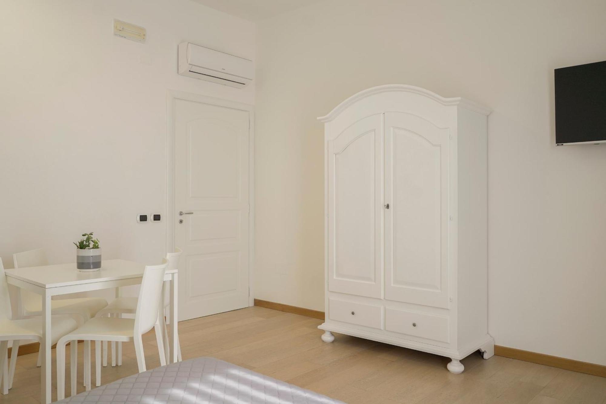 Terra Di Vento Bed & Breakfast Montecorvino Pugliano Exterior photo