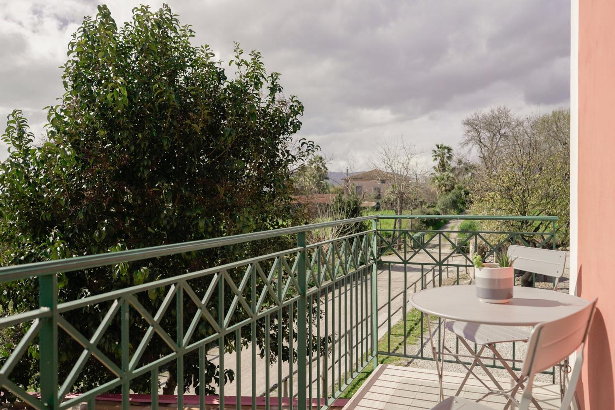 Terra Di Vento Bed & Breakfast Montecorvino Pugliano Exterior photo