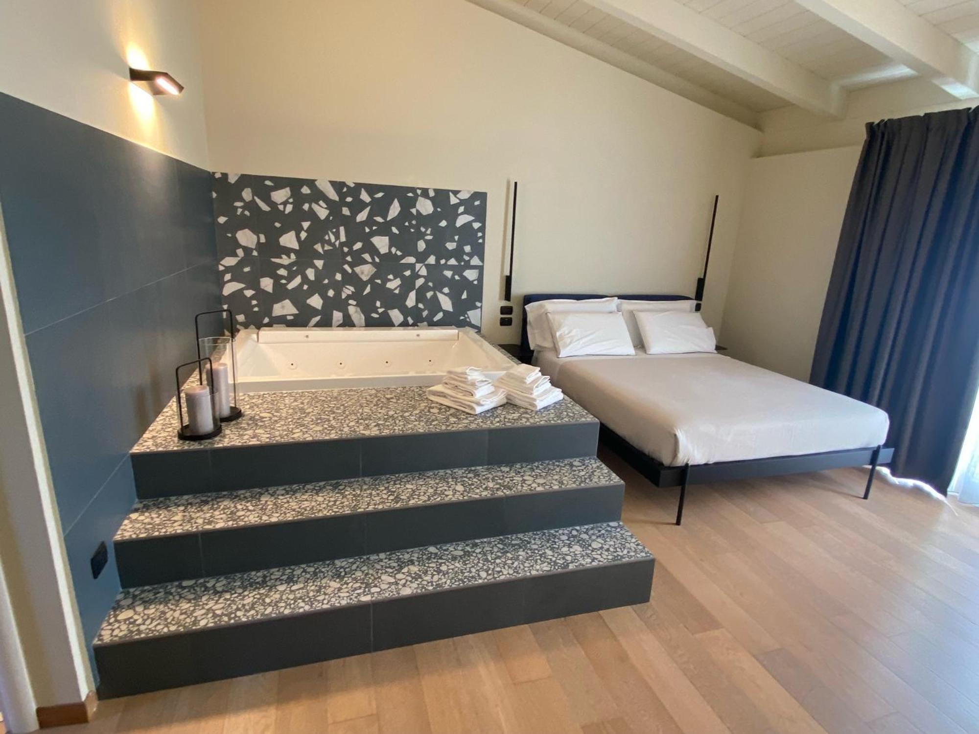 Terra Di Vento Bed & Breakfast Montecorvino Pugliano Exterior photo