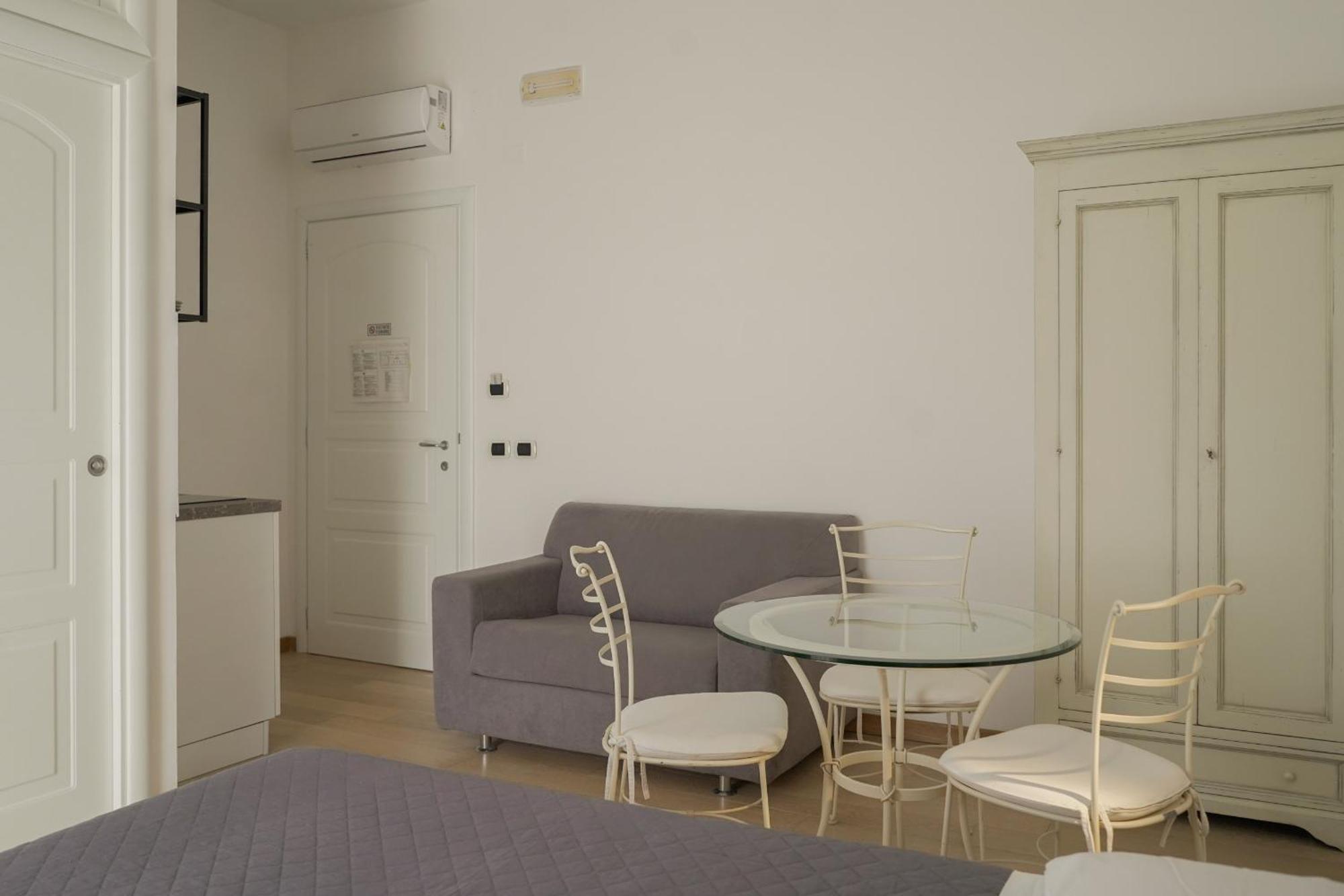 Terra Di Vento Bed & Breakfast Montecorvino Pugliano Exterior photo